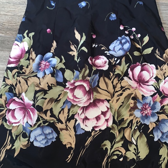 3/10 CDC petite Beautiful floral dress - Picture 2 of 5